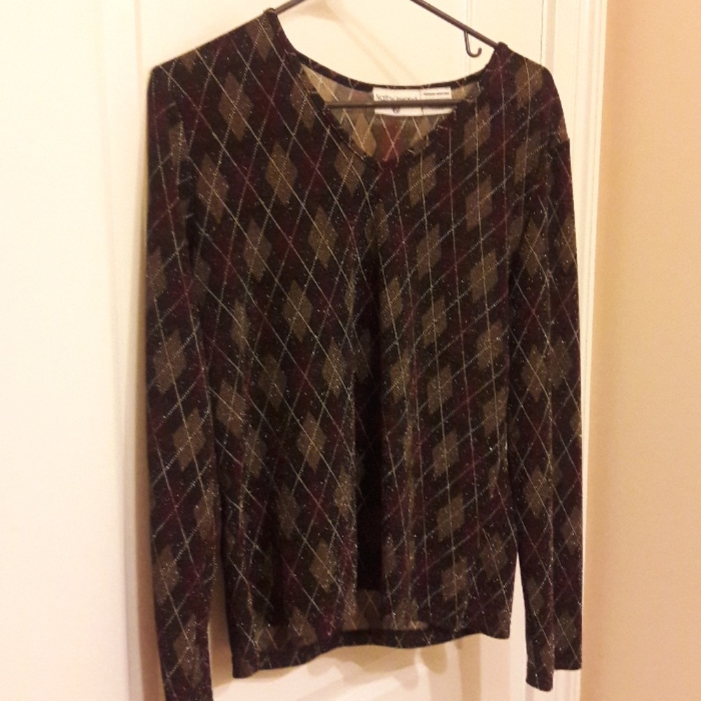 Women top